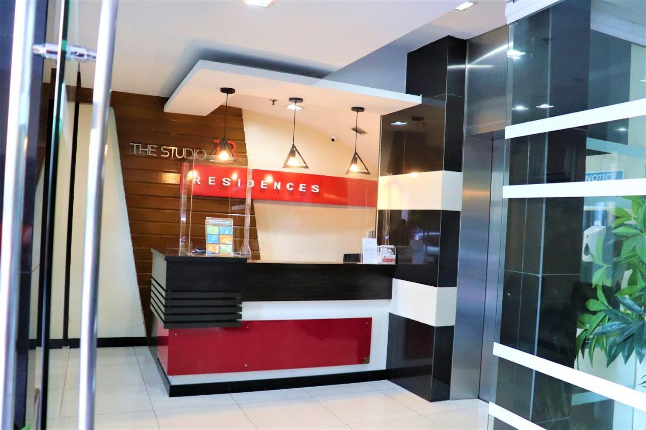 The Studio 18 Residences Manila Exterior photo